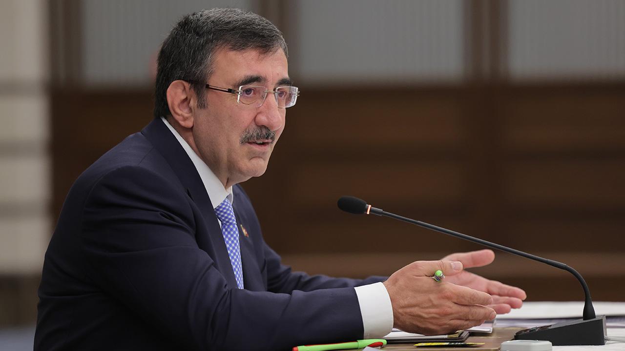 Cumhurbaşkanı Yardımcısı Yılmaz: Yıl sonunda 264 milyar dolar ihracat bekliyoruz.